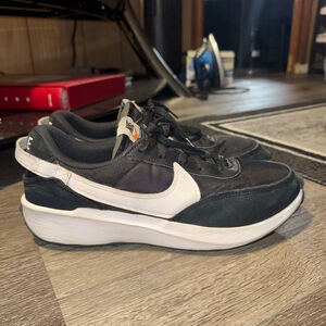 Nike Air Waffle Debut Black White Sneakers Size 10